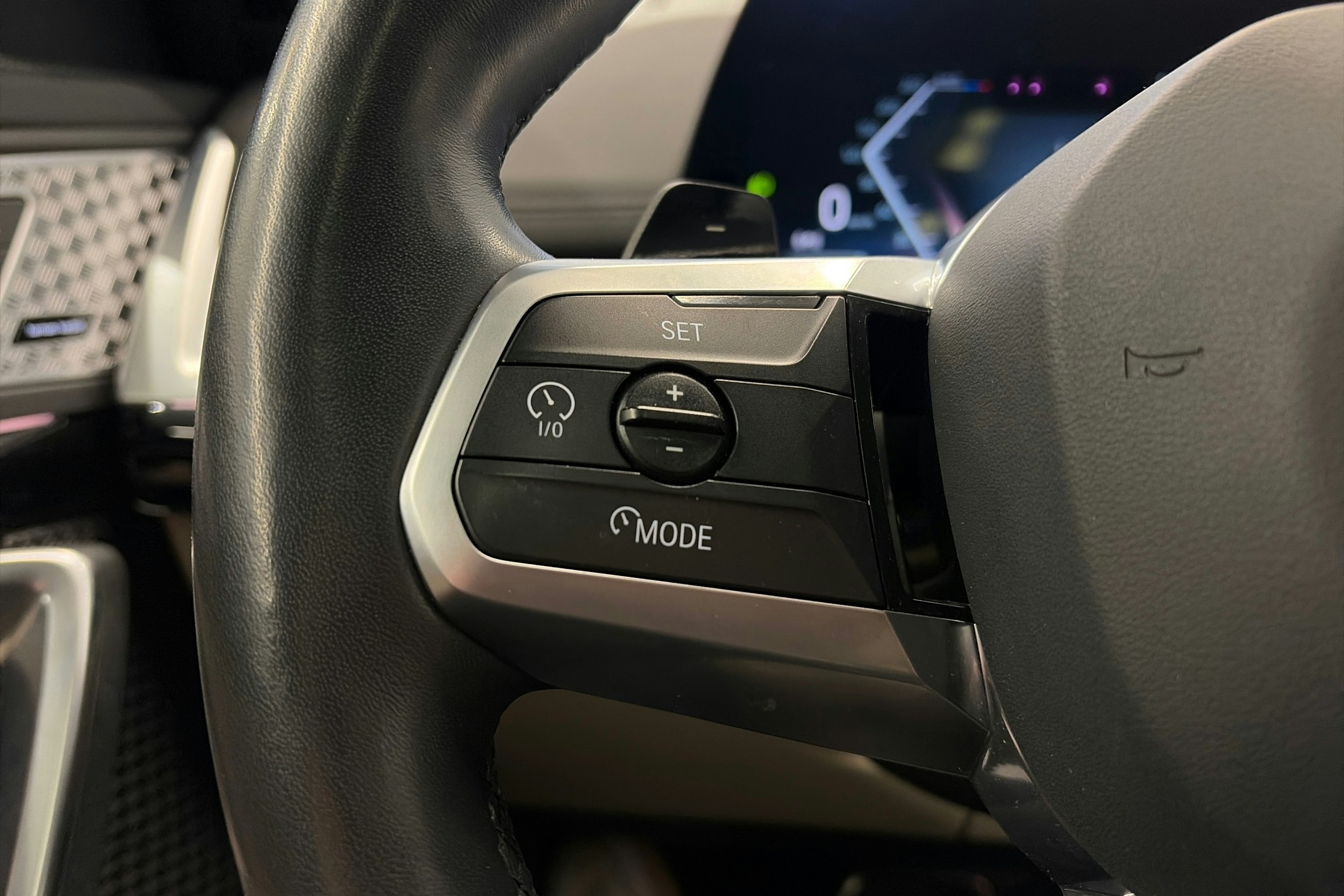 sininen BMW X1 2023 kuva 17.