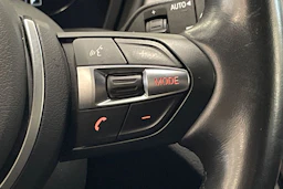 musta BMW X1 2022 kuva 14.