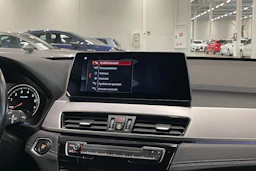 musta BMW X1 2022 kuva 29.