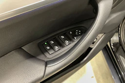 musta BMW X1 2022 kuva 33.