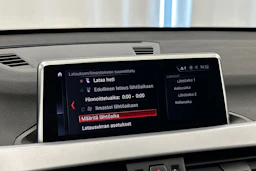valkoinen BMW X1 2022 kuva 14.