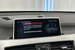 valkoinen BMW X1 2022 kuva 16.