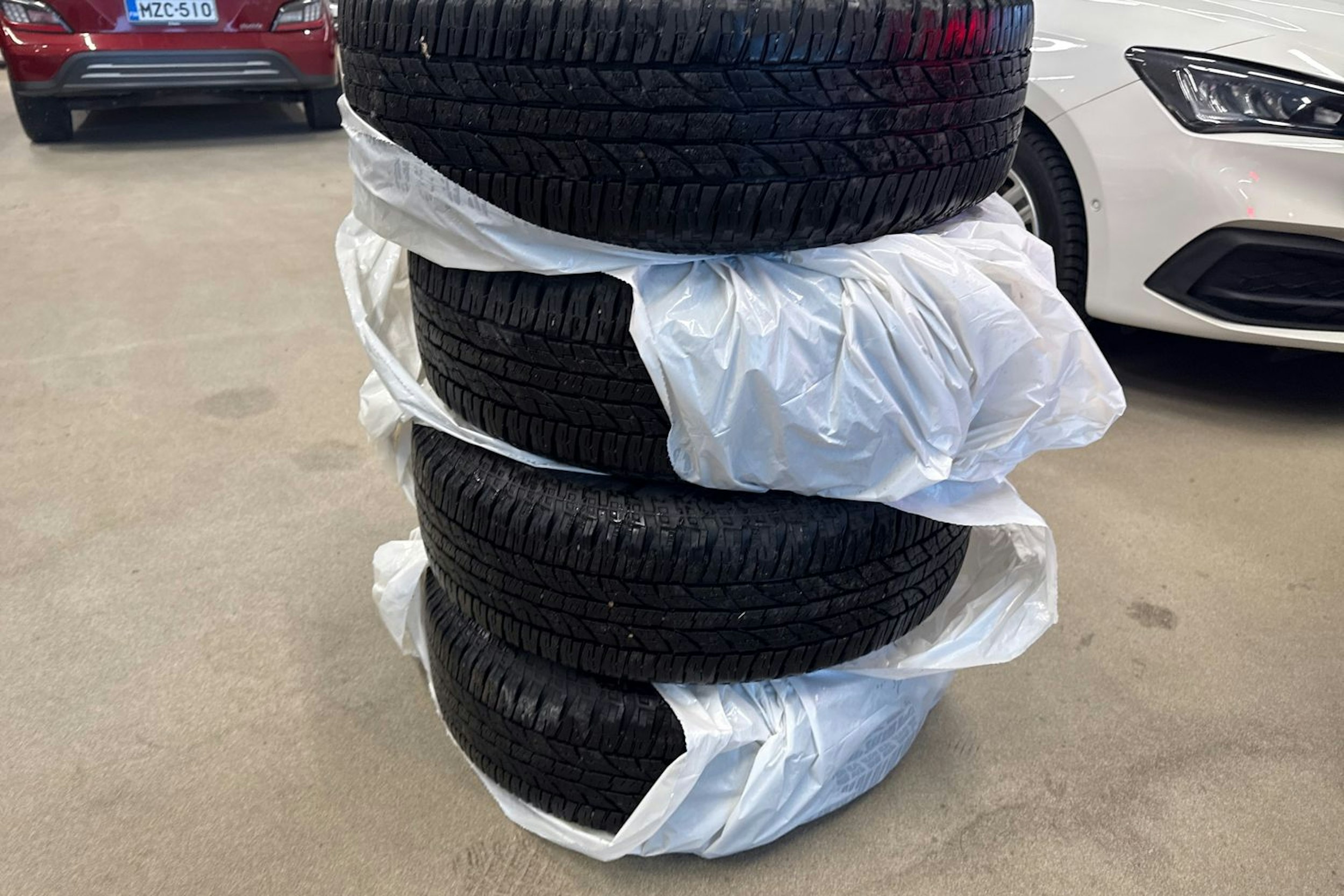 sininen BMW X1 2022 kuva 14.