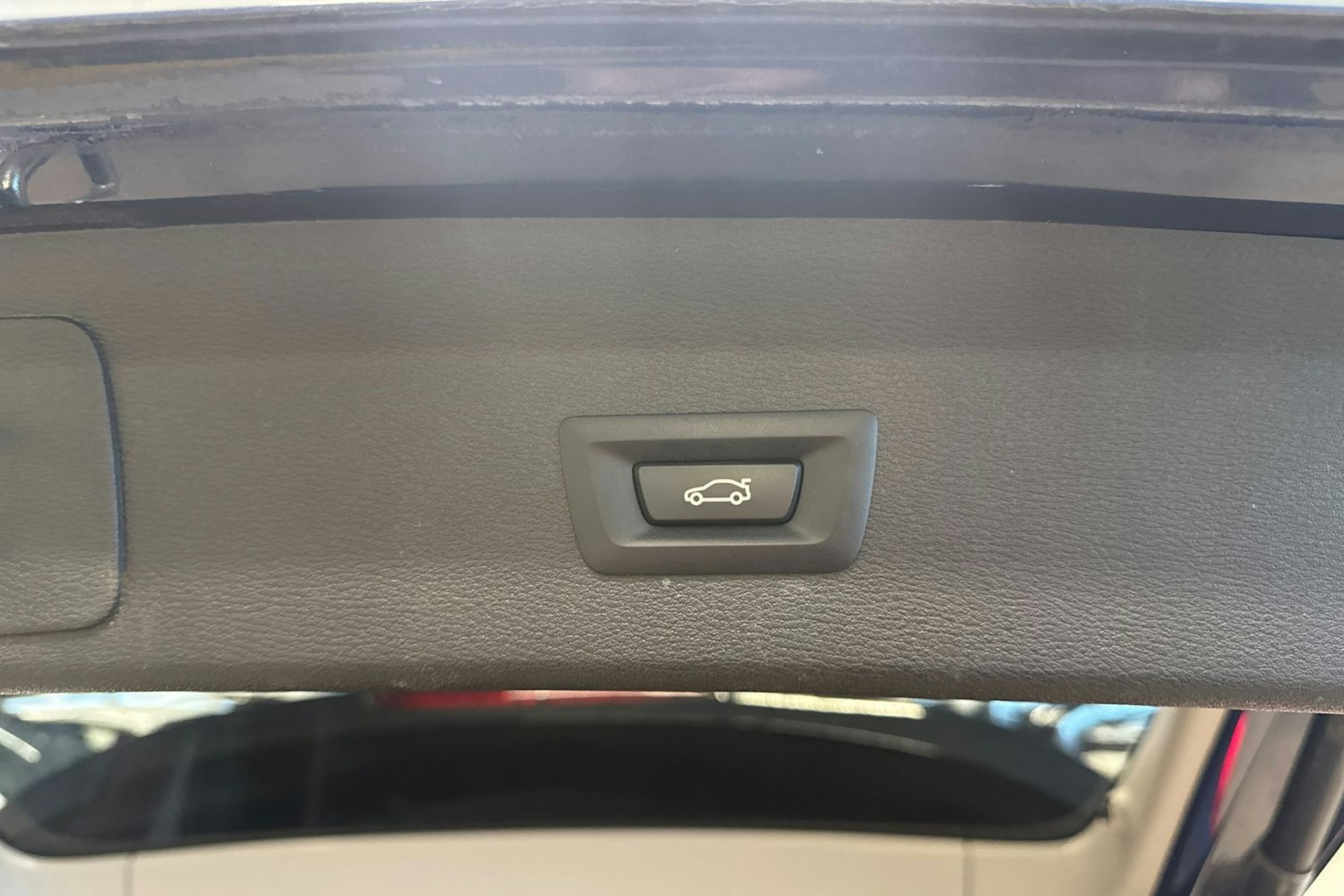 sininen BMW X1 2022 kuva 16.