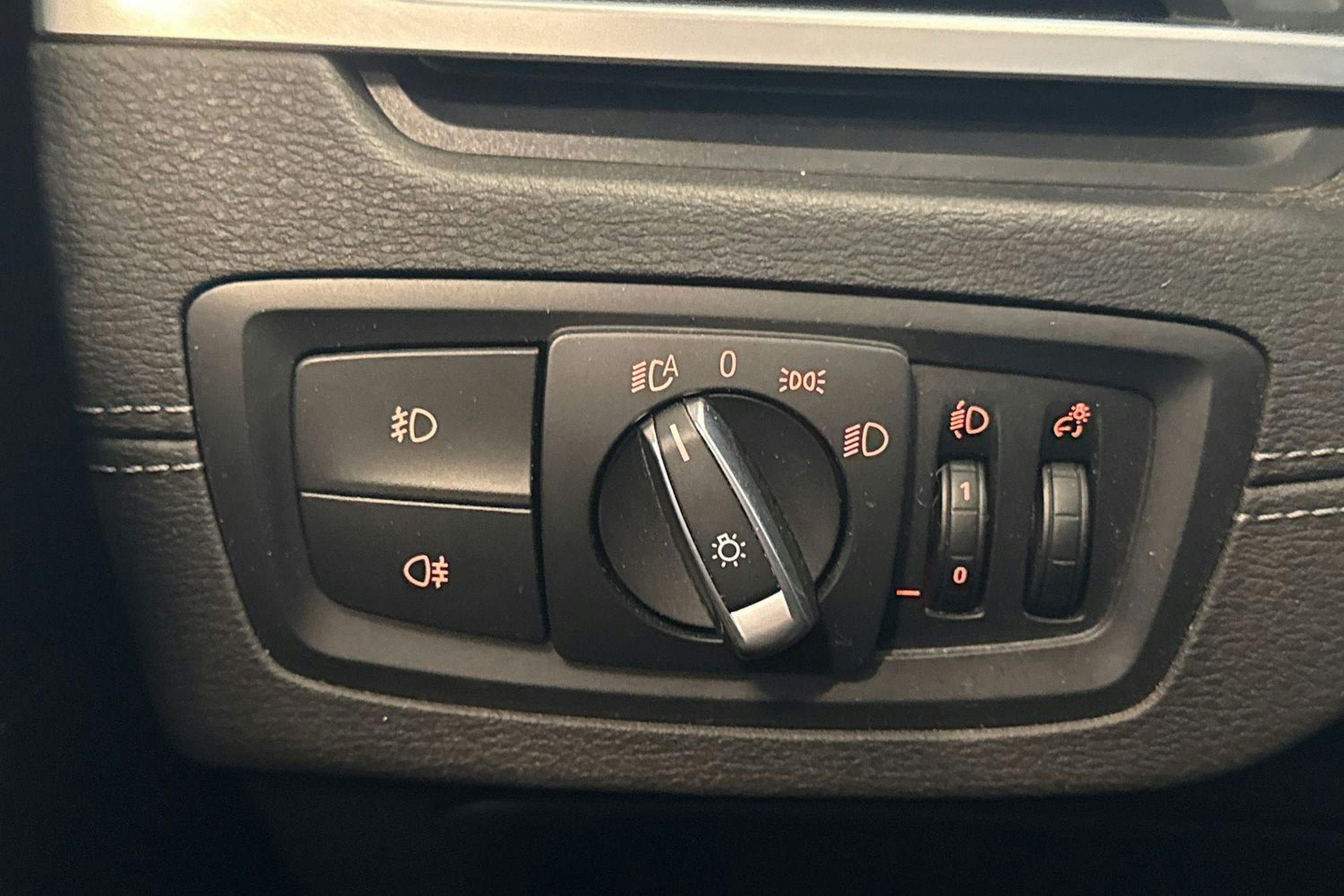 sininen BMW X1 2022 kuva 24.