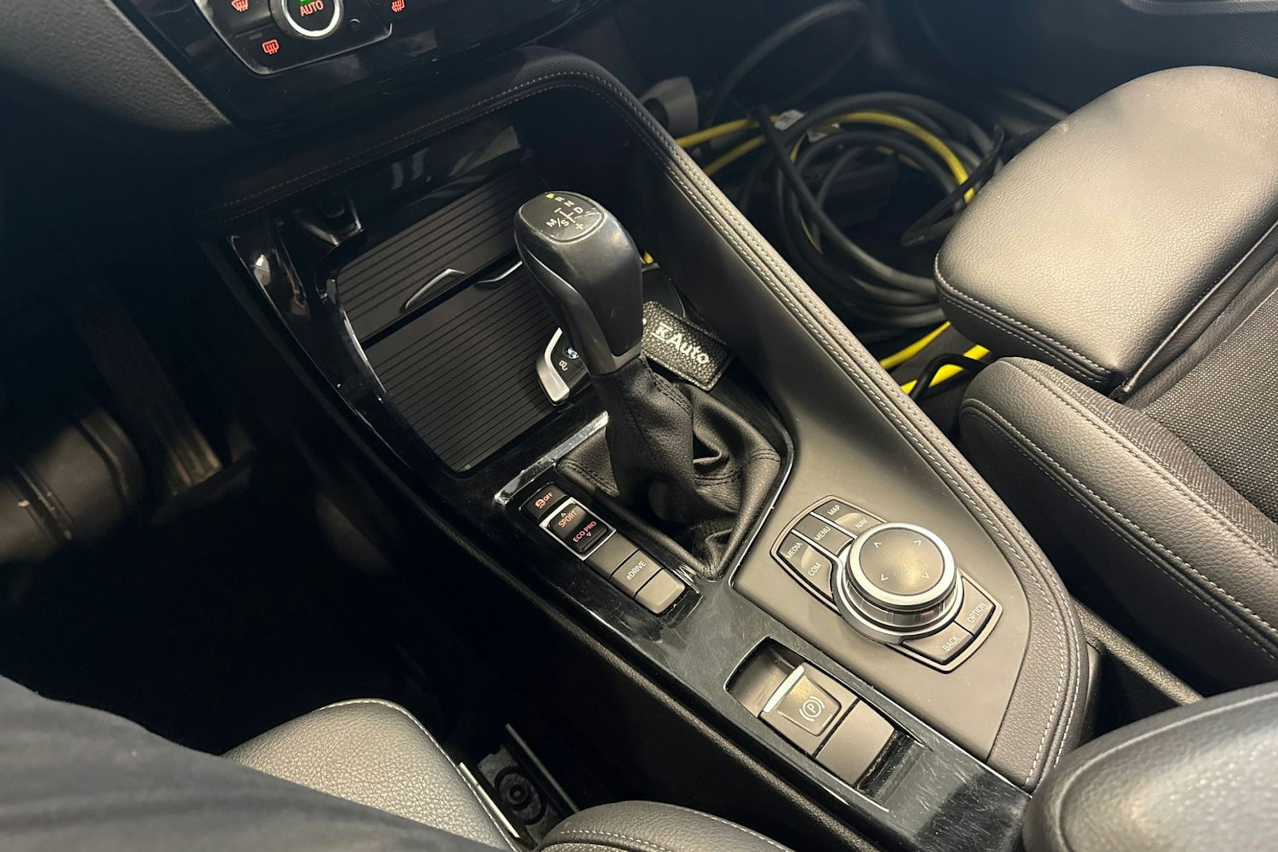 sininen BMW X1 2022 kuva 26.