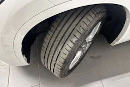 valkoinen BMW X1 2022 kuva 13.