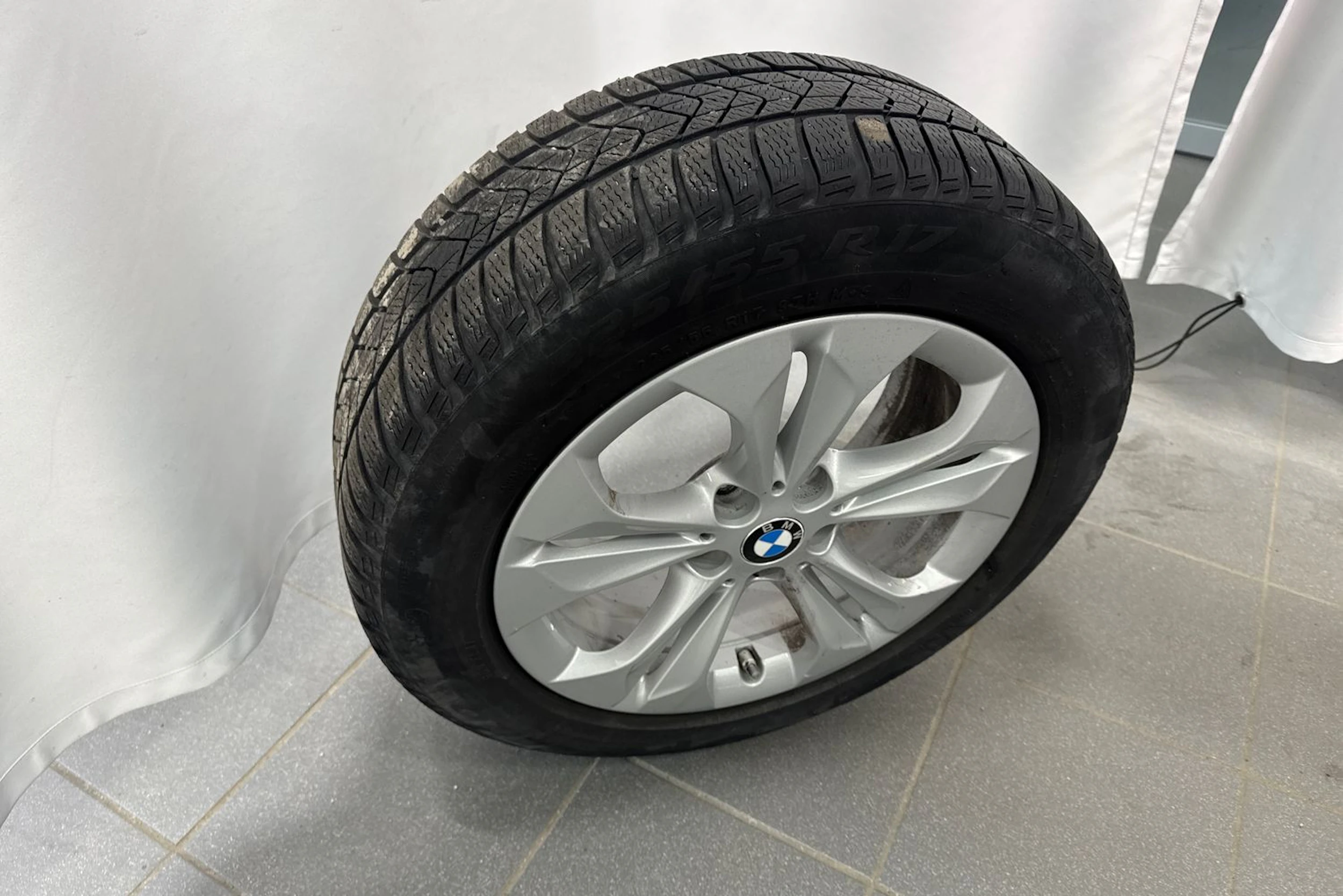 valkoinen BMW X1 2022 kuva 19.