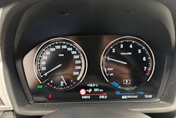 valkoinen BMW X1 2022 kuva 20.