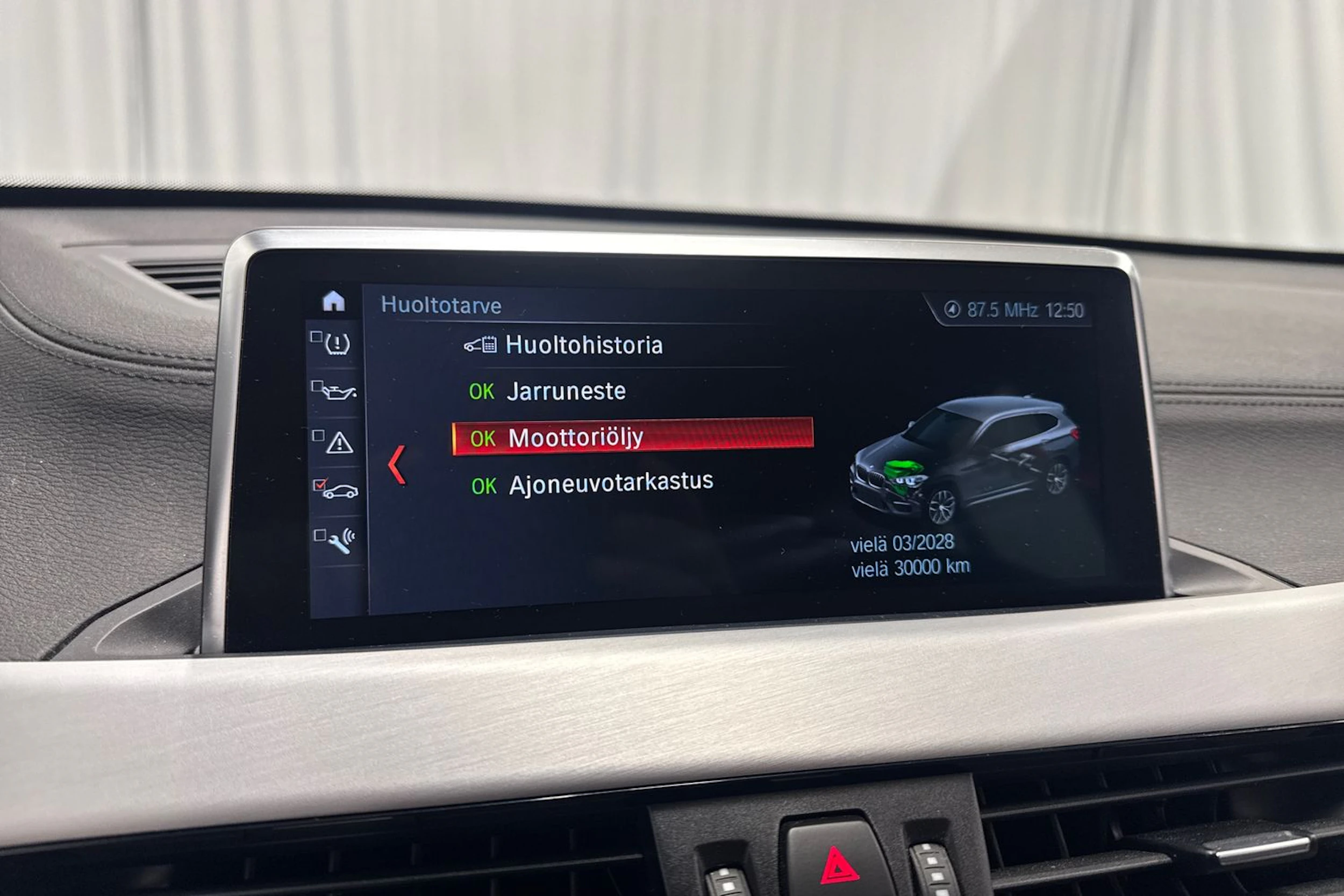 valkoinen BMW X1 2022 kuva 26.
