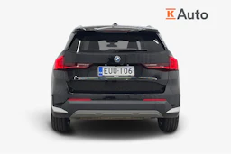 met. musta BMW X1 2023 kuva 3.