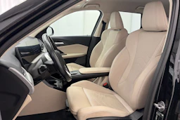 met. musta BMW X1 2023 kuva 13.