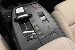 met. musta BMW X1 2023 kuva 29.