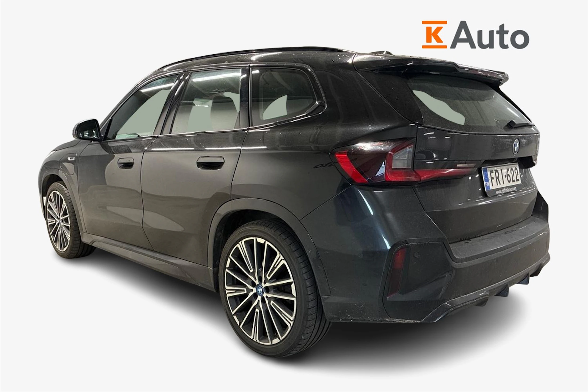 musta BMW X1 2023 kuva 2.