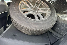 valkoinen BMW X1 2023 kuva 4.