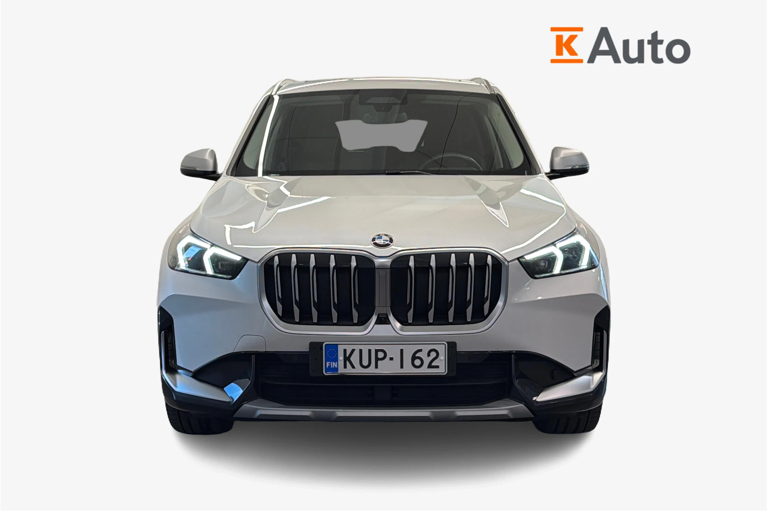 valkoinen BMW X1 2023 kuva 4.