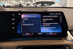 valkoinen BMW X1 2023 kuva 30.