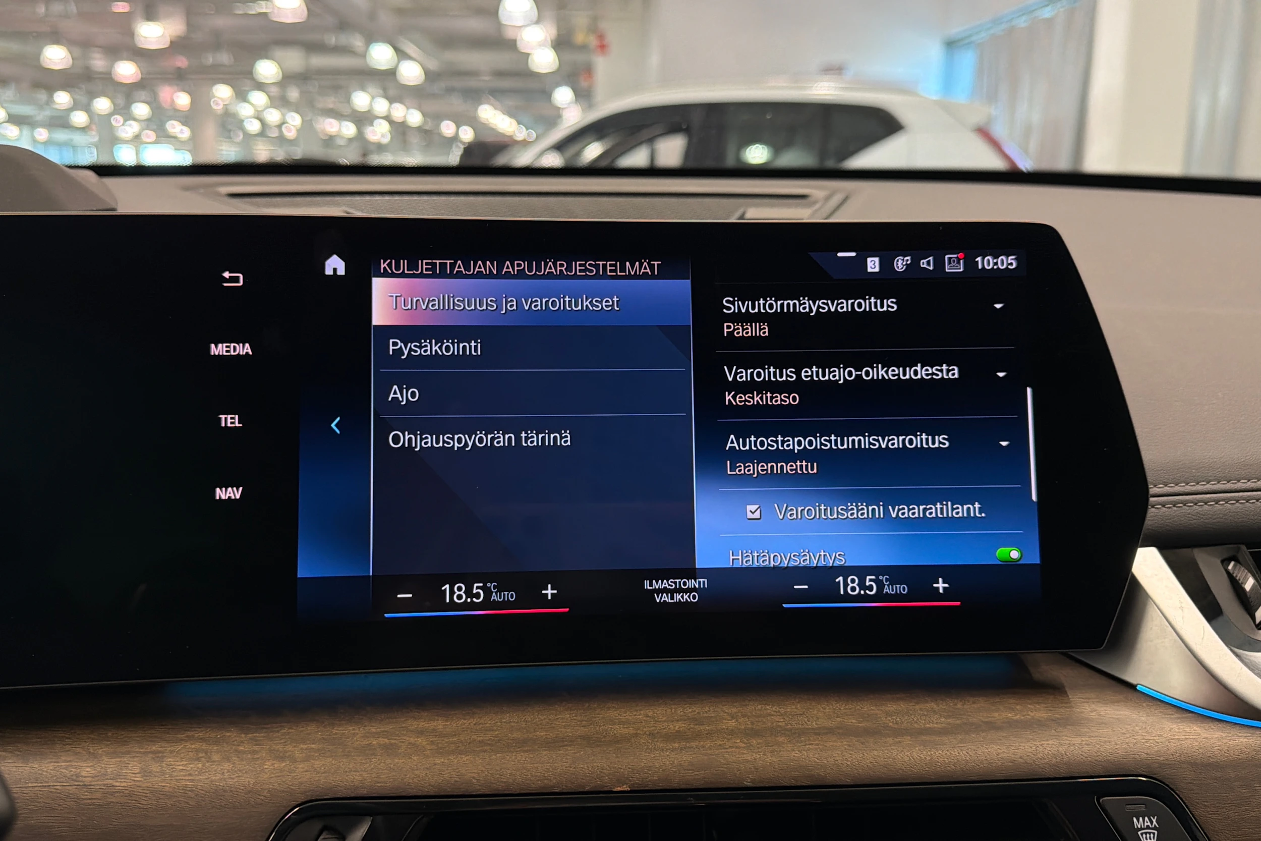 valkoinen BMW X1 2023 kuva 31.