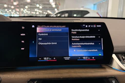 valkoinen BMW X1 2023 kuva 31.