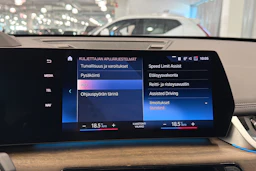 valkoinen BMW X1 2023 kuva 32.