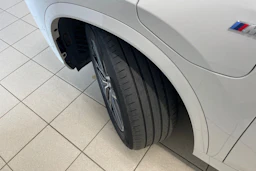Valkoinen BMW X1 2023 kuva 10.
