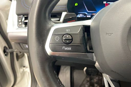 Valkoinen BMW X1 2023 kuva 13.