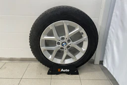 Valkoinen BMW X1 2023 kuva 23.