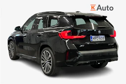 musta BMW X1 2023 kuva 2.