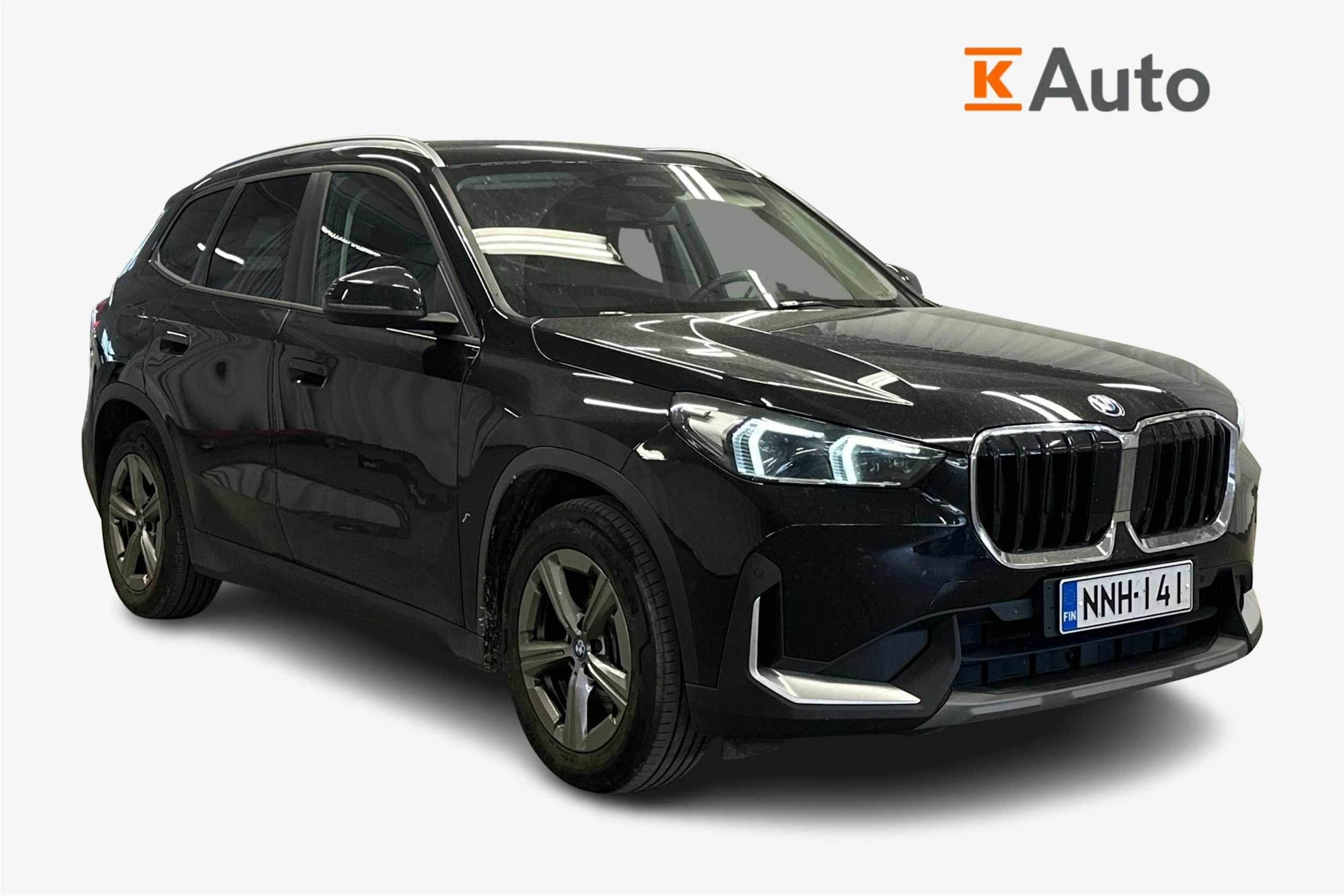 musta BMW X1 2023 kuva 1.