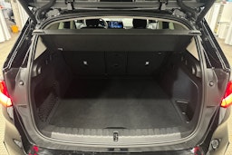 musta BMW X1 2024 kuva 14.