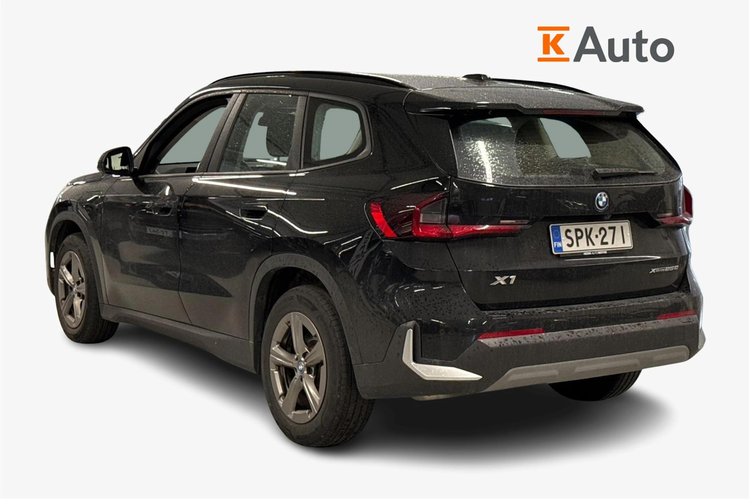 Musta BMW X1 2023 kuva 2.
