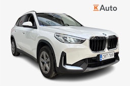 valkoinen BMW X1 2024 kuva 1.