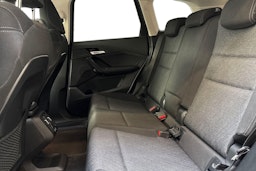valkoinen BMW X1 2024 kuva 10.