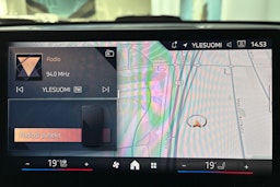 valkoinen BMW X1 2024 kuva 20.