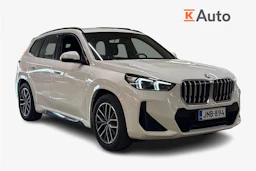 valkoinen BMW X1 2024 kuva 1.