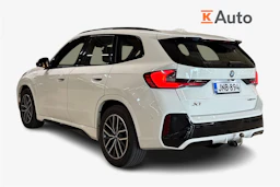 valkoinen BMW X1 2024 kuva 2.
