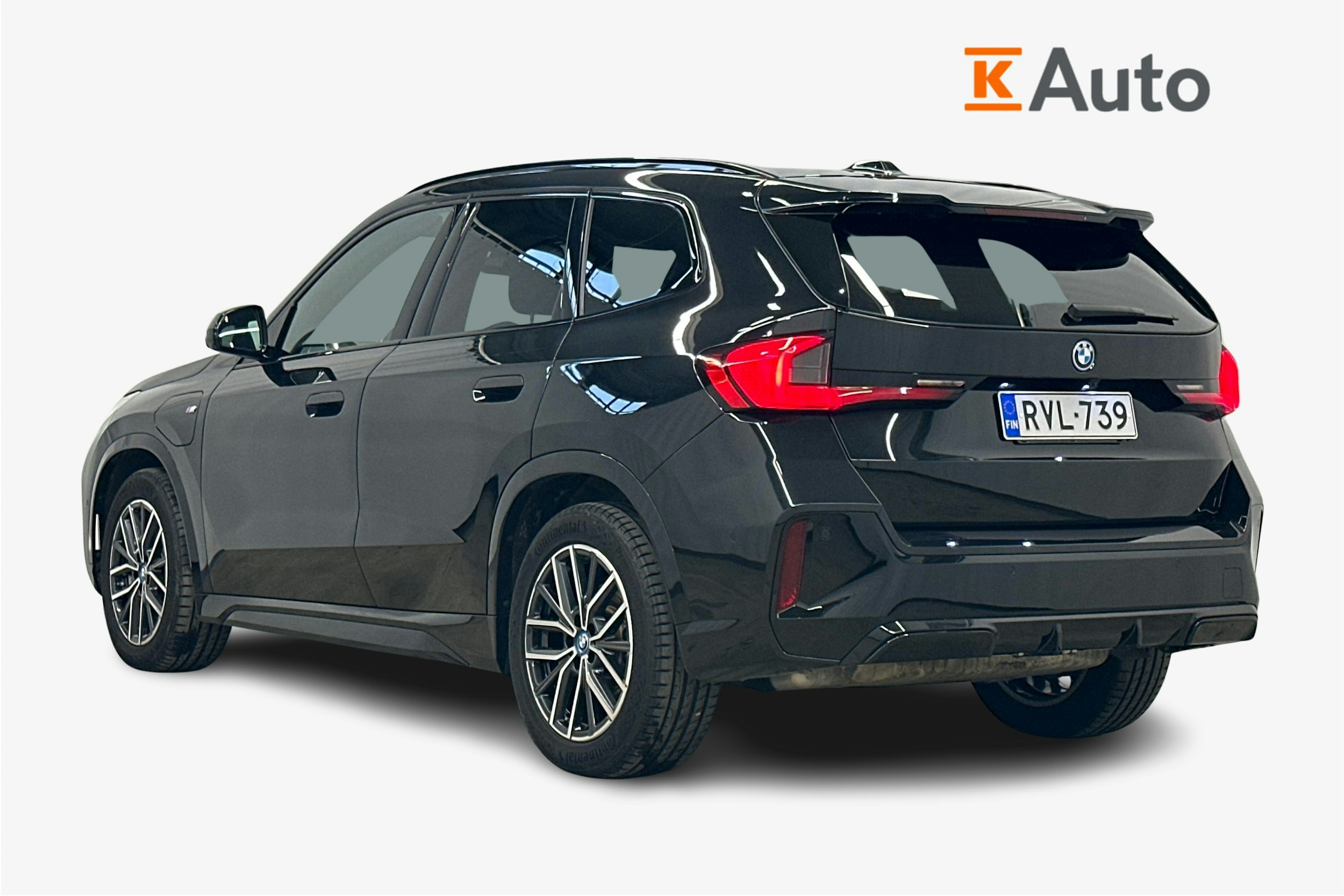 musta BMW X1 2024 kuva 2.