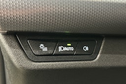 musta BMW X1 2024 kuva 15.