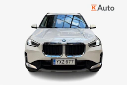 valkoinen BMW X1 2024 kuva 4.