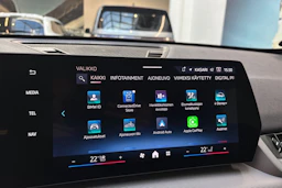 valkoinen BMW X1 2024 kuva 20.