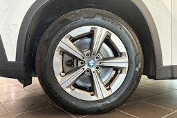 Valkoinen BMW X1 2025 kuva 9.