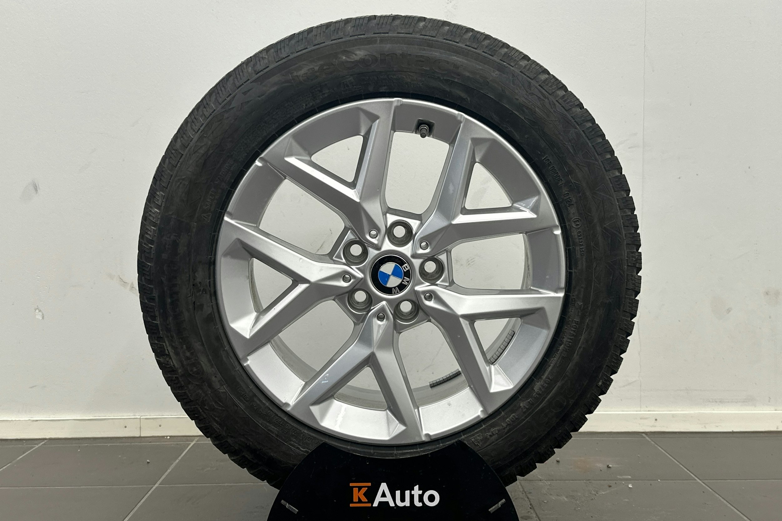 Valkoinen BMW X1 2025 kuva 10.