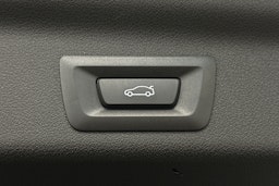 Valkoinen BMW X1 2025 kuva 21.