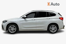 Valkoinen BMW X1 2022 kuva 6.