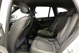 Valkoinen BMW X1 2022 kuva 10.
