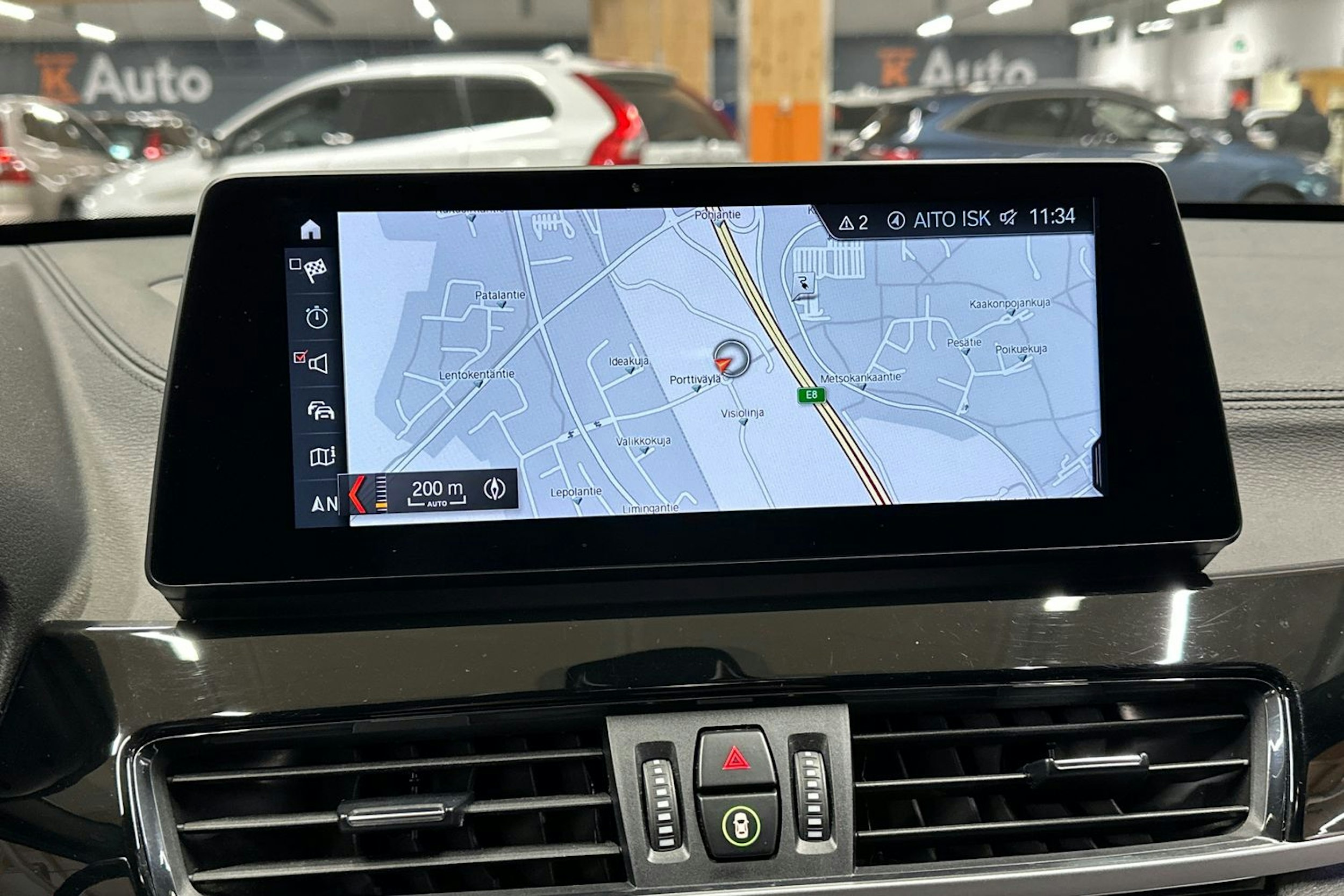 Valkoinen BMW X1 2022 kuva 16.