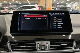 Valkoinen BMW X1 2022 kuva 18.