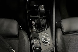 Valkoinen BMW X1 2022 kuva 20.