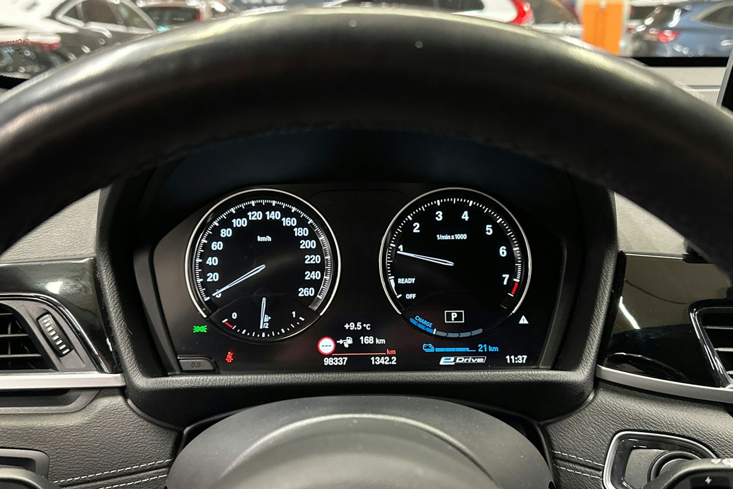 Valkoinen BMW X1 2022 kuva 21.