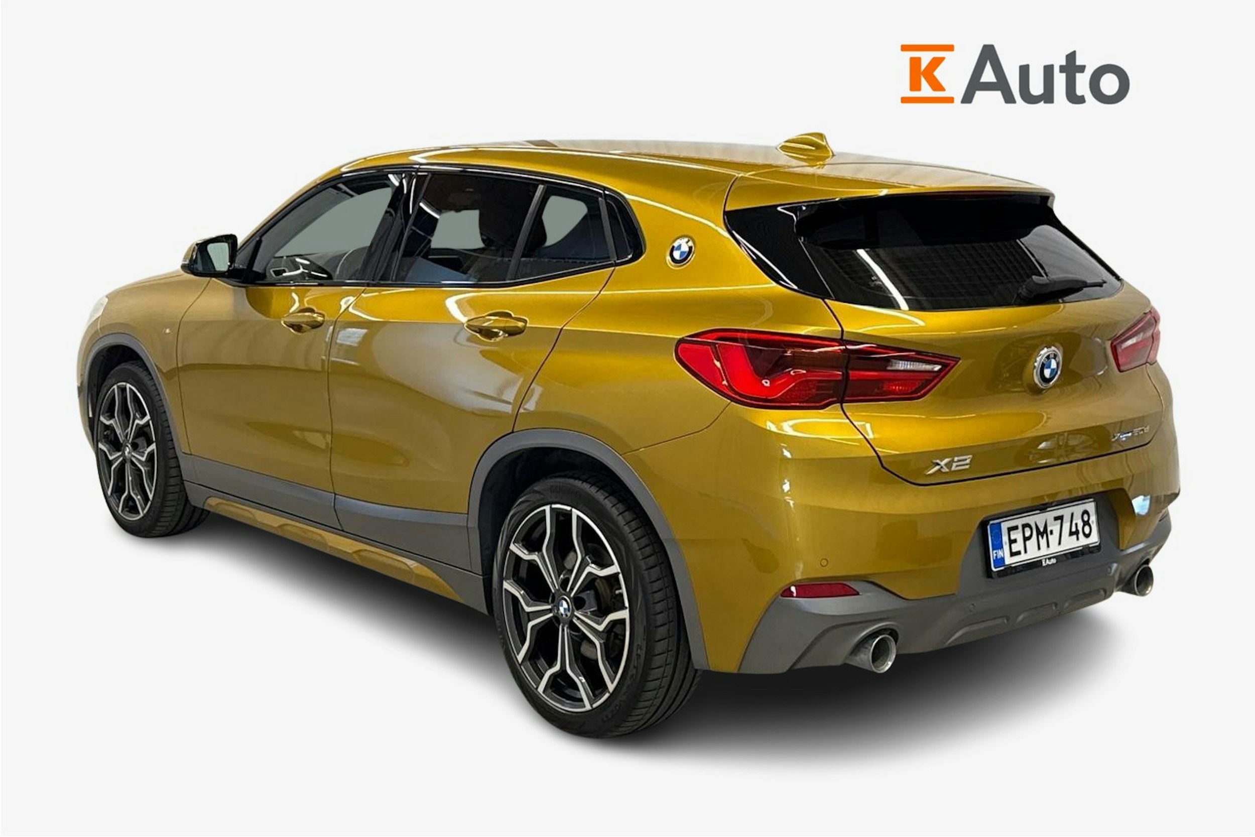 keltainen BMW X2 2018 kuva 2.